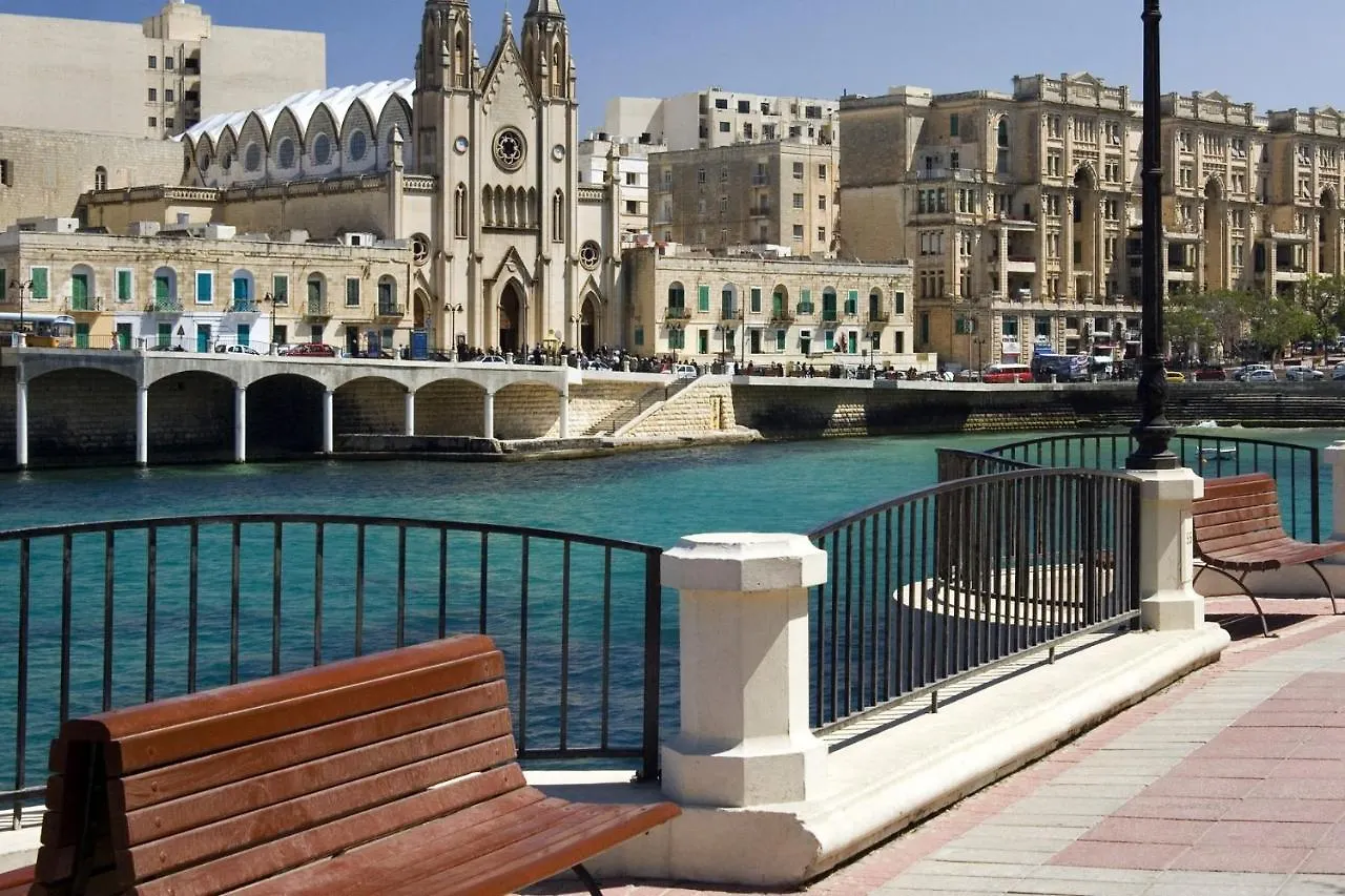 Luxury Apt Ocean Views In Tigne Point, With Pool Sliema