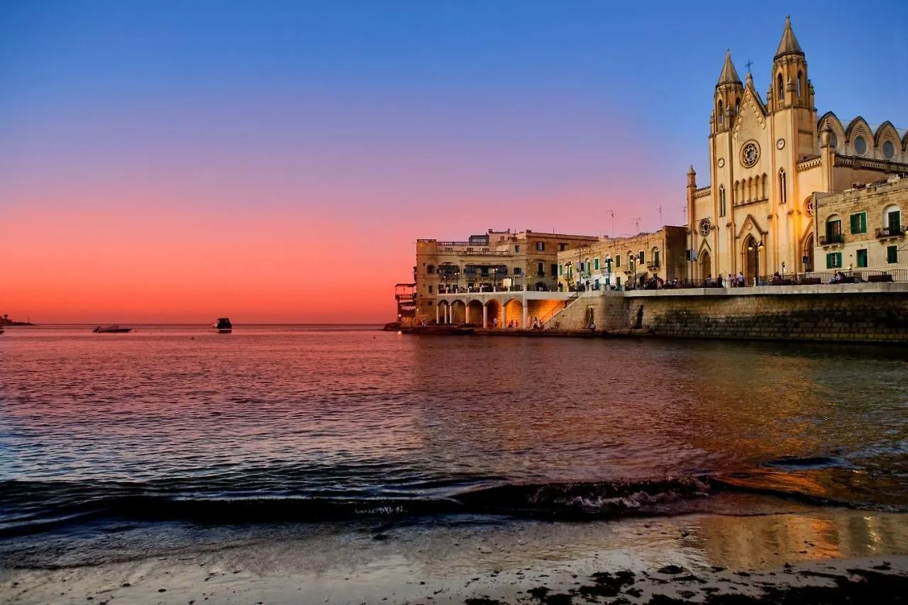 Apartment Luxury Apt Ocean Views In Tigne Point, With Pool Sliema