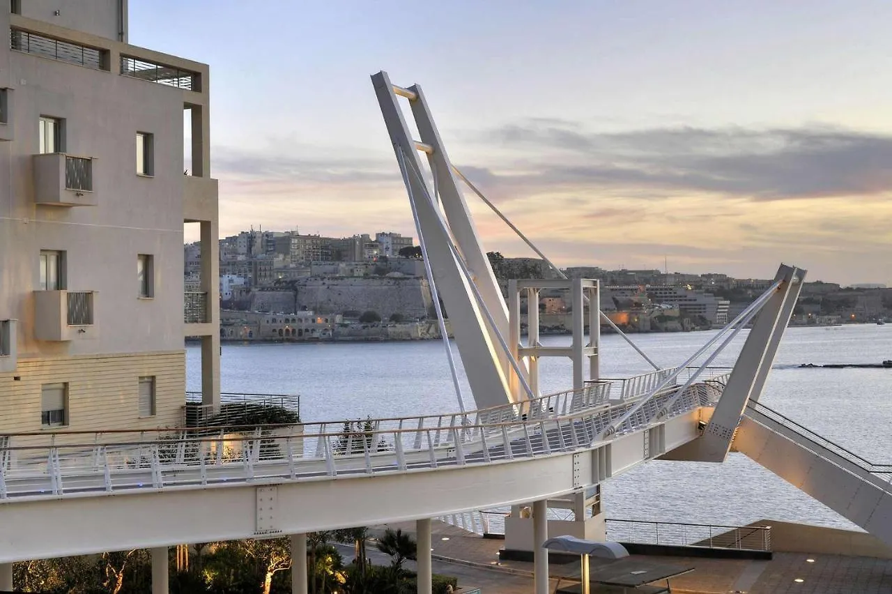Apartment Luxury Apt Ocean Views In Tigne Point, With Pool Sliema Malta