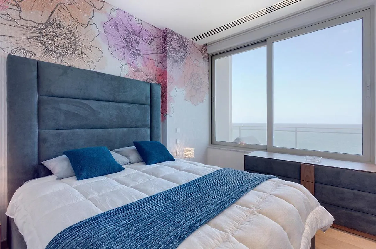 Apartment Luxury Apt Ocean Views In Tigne Point, With Pool Sliema