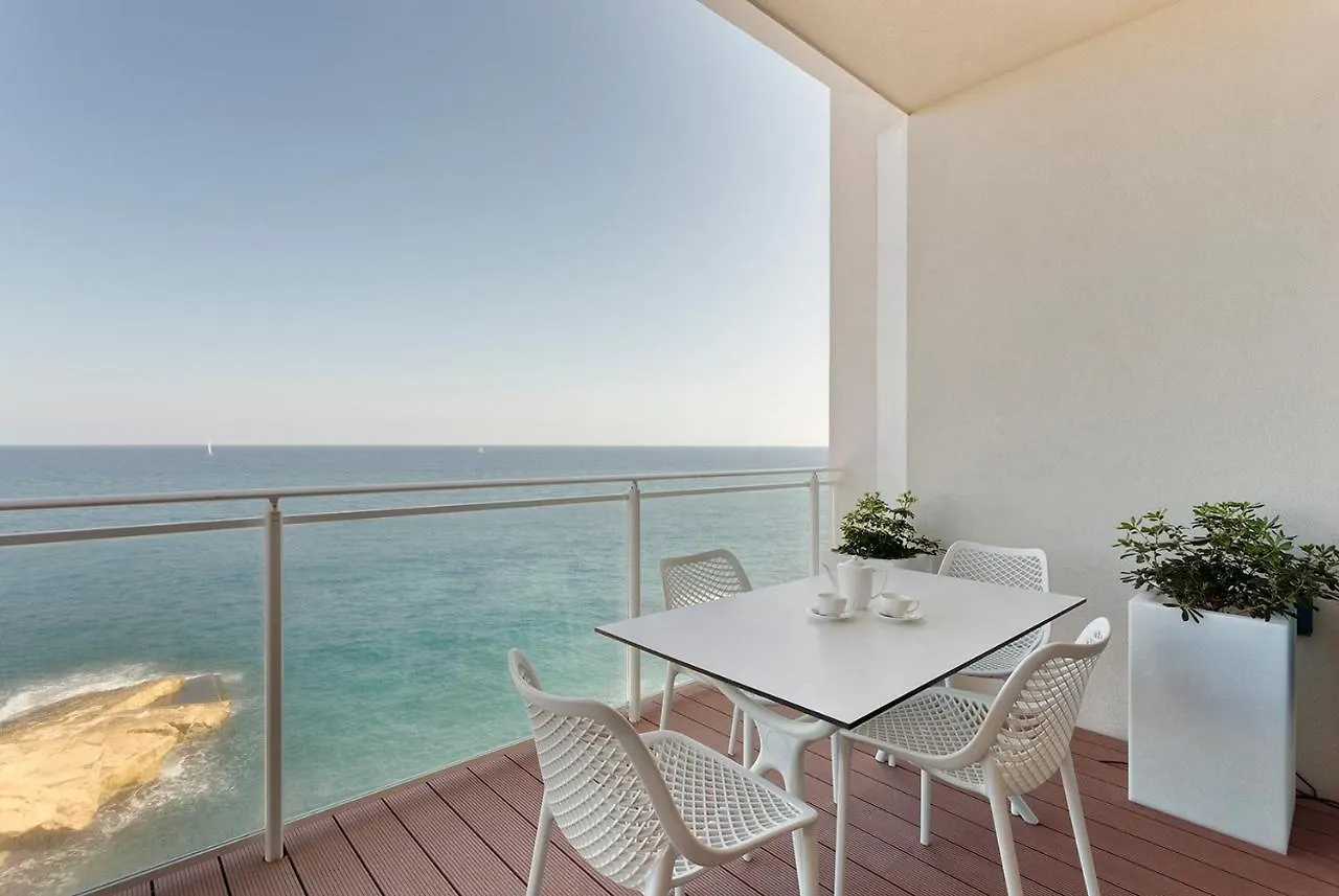 Luxury Apt Ocean Views In Tigne Point, With Pool Sliema