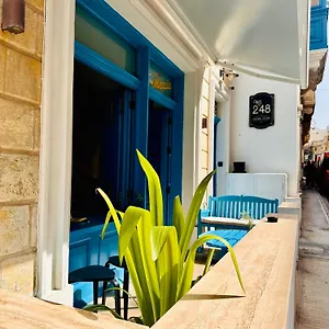 Pensión 248 Boutique Studios,, Sliema